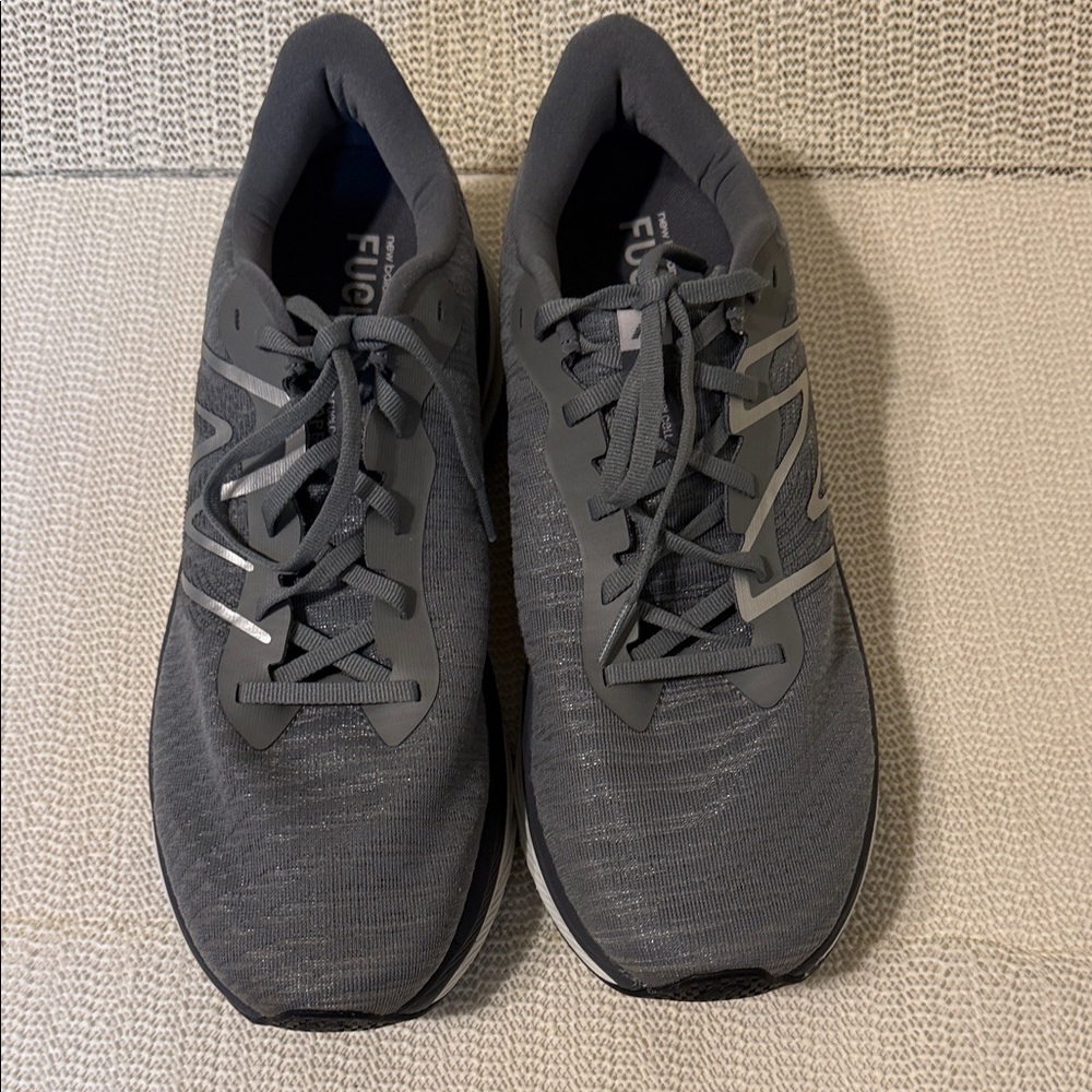 New Balance Fuelcell Propel 4 Unisex Men's 11 Wo12.5  Dark Gray Athletic Shoes